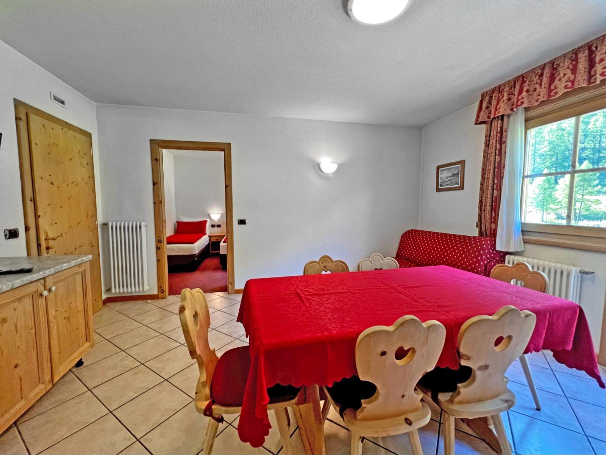 Ferienwohnung Bait Da Jembro Livigno Exterior foto