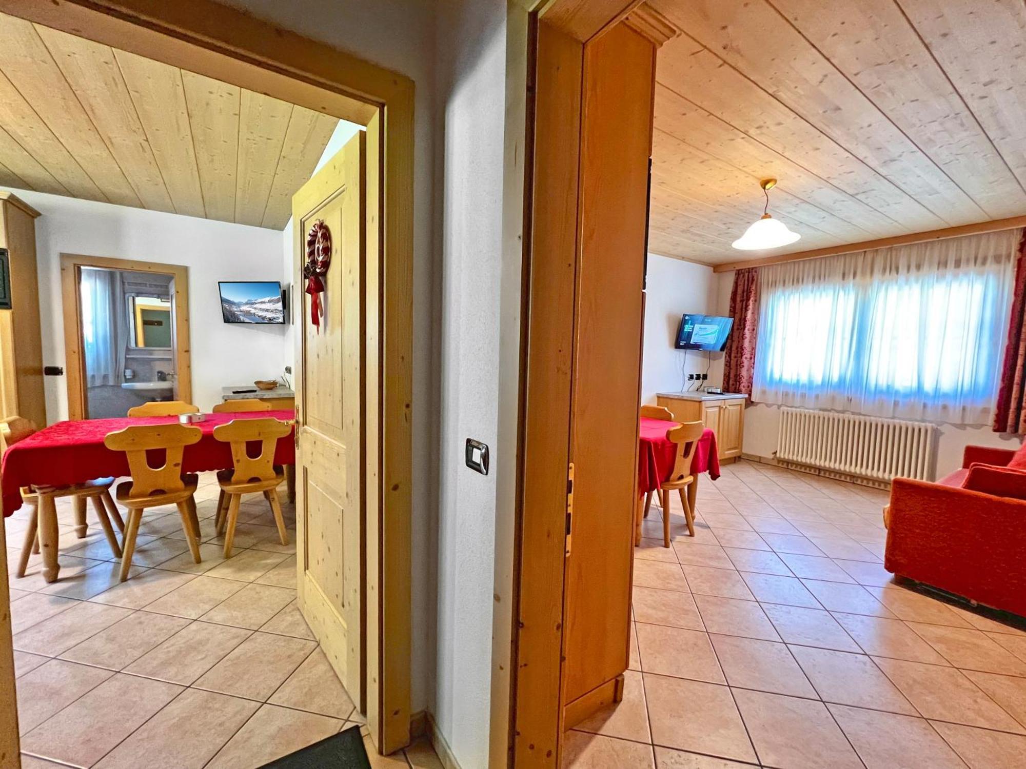 Ferienwohnung Bait Da Jembro Livigno Exterior foto