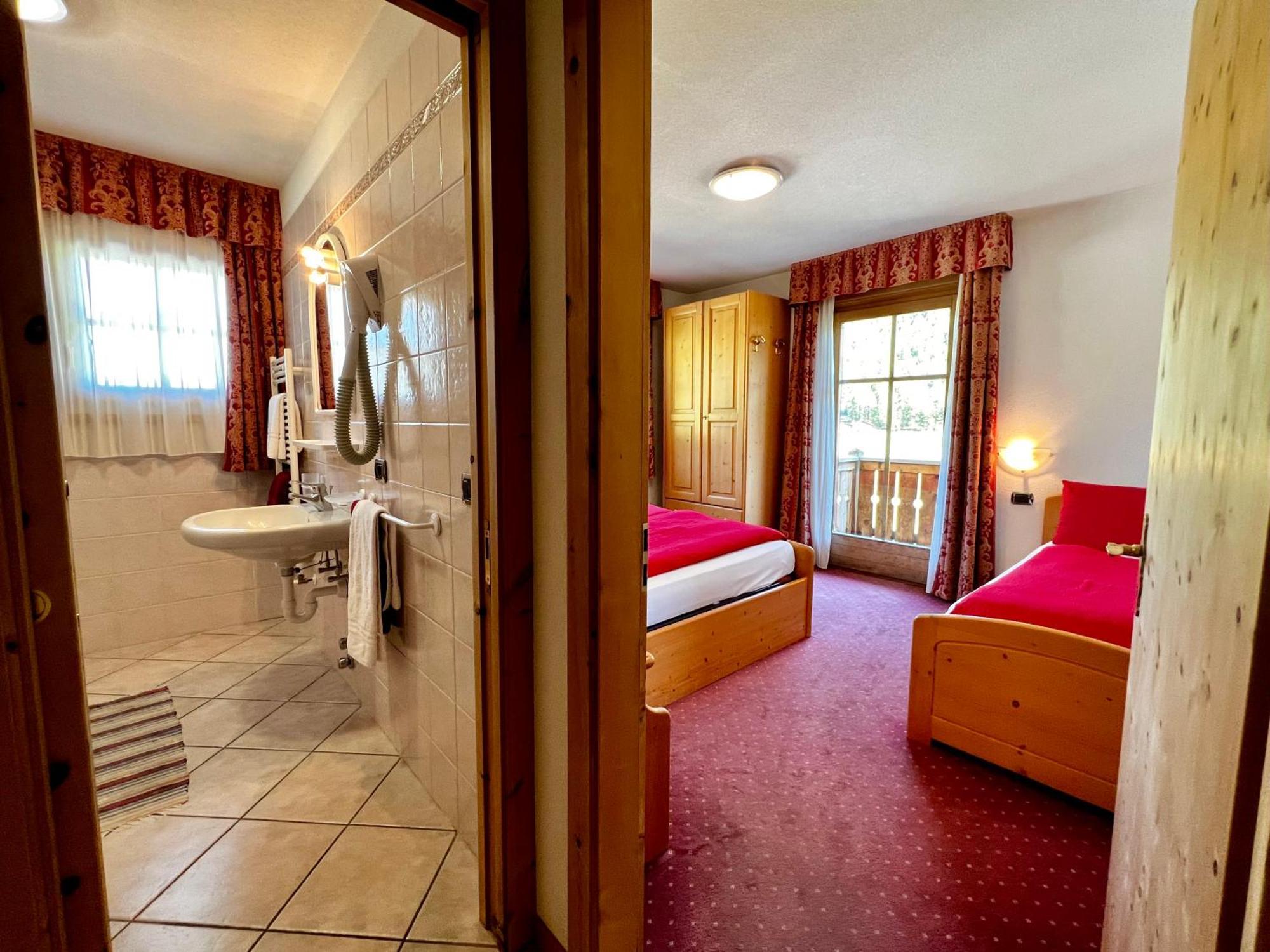 Ferienwohnung Bait Da Jembro Livigno Exterior foto